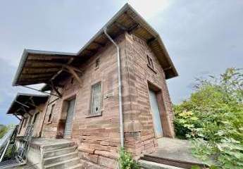 HISTORISCHE BAHNHOFHALLE AUCH FÜR GASTROBETRIEB