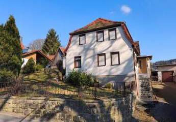 BAUERNHAUS MIT SCHEUNE - HISTORISCHER CHARMÉ