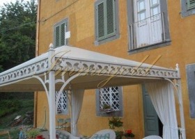 Toscana, Geschichtsträchtige Villa, etwas oberhalb von Lucca