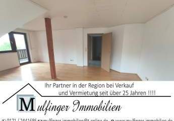 4 Zi. DG Wohnung mit 2 Balkonen, Gartenanteil und Garage