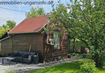 Gepflegtes Anwesen mit Holzhaus in den Weinbergen von Marcali zu verkaufen