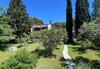 Mediterrane Villa nahe dem Meer