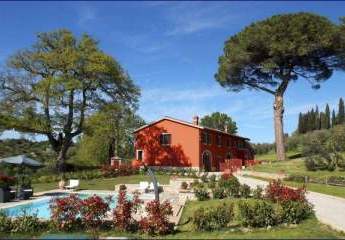 ***Landhaus mit 40 Hektar Landfläche in der Toskana, Castel Fiorentino, in Norditalien***