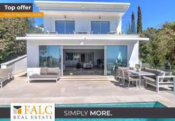 Traumhafte Villa mit Meeresblick und Pool in Costa d'en Blanes!