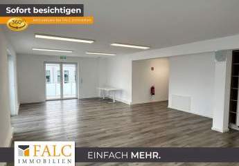 Modernes Büro mit Lift, Einbauküche und Balkon