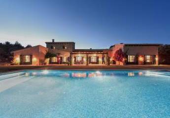 Traumhafte Finca in Calvia mit großer Pool-Landschaft, Gästehaus und herrlichem Fernblick