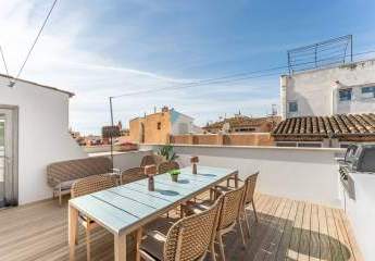 ERSTBEZUG! Triplex-Penthouse mit Dachterrasse und Aufzug in der Altstadt von Palma