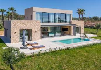 ERSTBEZUG! Neubau Luxusvilla in Son Gual mit Pool und Privatsphäre