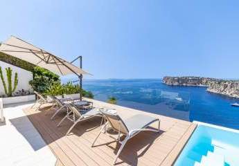 Niveauvolle Luxus Villa in Cala Llamp mit unvergleichlichem Meerblick