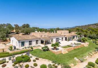 Finca in Santanyi der Sonderklasse mit Meer- & Panoramablick bis hinzu Cabrera