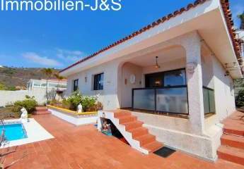 Acogedora casa familiar con estupendas vistas al mar en El Sauzal