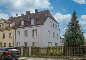 Dreifamilienhaus in Hof, zentrumsnah aber ruhig gelegen