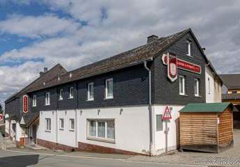 Gasthof mit Fremdenzimmern, Metzgerei und Betreiberwohnung