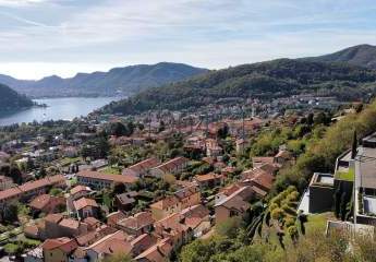 Neubau-Villa mit Blick auf den Comer See in Cernobbio - Lombardei