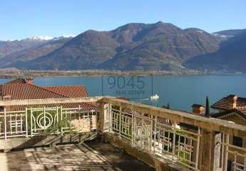 Historische Villa Liberty mit Seeblick und genehmigten Sanierungsprojekt in Lovere - Lago d'Iseo