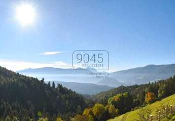 Geschlossener Hof in ruhiger Panoramalage im Bergdorf Hofern - Südtirol