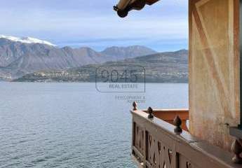 Faszinierende Jugenstil-Villa aus dem 19. Jh. mit Seeblick in Tavernola - Lombardei