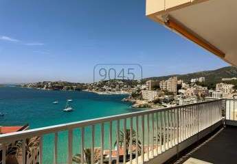 Renovierte Wohnung mit herrlichem Blick auf den Strand von Cala Major in Palma - Mallorca / Spanien