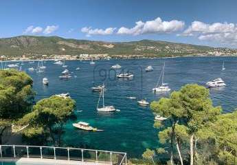 Villa direkt an der Strandpromenade von Torrenova in Palmanova - Mallorca / Spanien