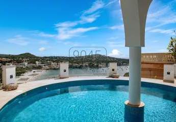 Villa mit traumhafter Strand-, Meer- und Weitsicht auf den Strand von Santa Ponsa / Mallorca - Spanien