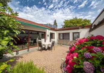 Bungalow - moderne Aufteilung - mit Terrasse, Garage und Stellplatz Nähe Bonn-Zentrum