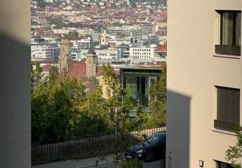 Luxeriöse 2,5 Zimmerwohnung mit Stadtblick