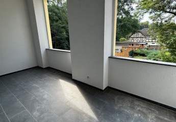 Erstbezug nach San.! Große 5-Zimmer Loft mit Wa., Du. und Riesenloggia in ruhiger Lage! EBK mgl.