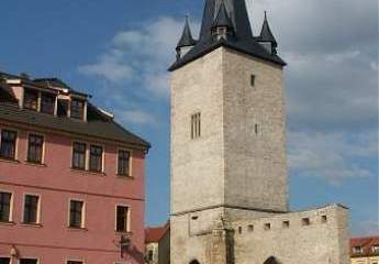 Sehr schönes Ladenlokal mit sonniger Terrasse ca.137m² in Aschersleben zu vermieten.