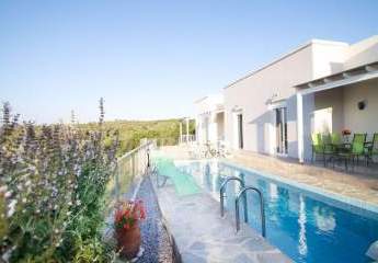 Kreta - Bungalow in einer Anlage mit Panorama-Meerblick in Agia Triada