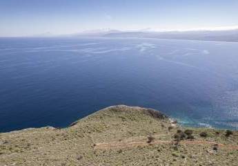 Kreta, Kefalas: Grundstück am Meer mit Zugang zum Wasser zu verkaufen