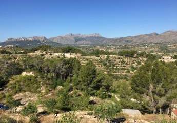 Grosses Grundstück mit fantastischer Panoramasicht in Benissa.