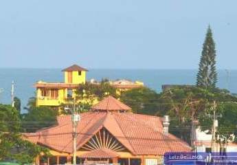 Restaurant in Strandnähe in Ecuador