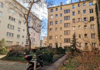 Bezugsfrei: Charmante 1-Zimmerwohnung nahe Spree und Schloss Charlottenburg, zu verkaufen