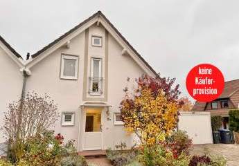 HORN IMMOBILIEN + sehr schönes Haus mit Einbauküche, Wintergarten + Garage in Strasburg bei Pasewalk