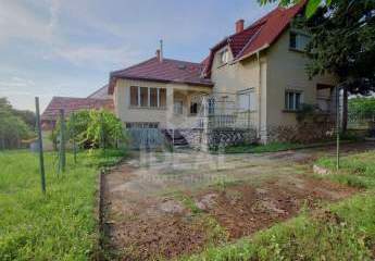 Gyor, Ménfocsanak, Komitat Gyor-Moson-Sopron, Ungarn, Familienhaus mit 1176 qm Grundstück zu verkaufen.