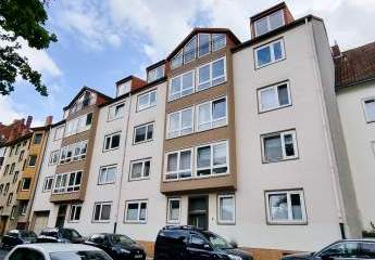 Schöne 3- Zimmer Erdgeschosswohnung mit Südbalkon in der Südstadt