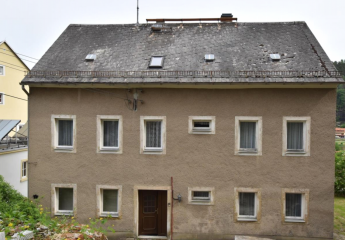 Wohnhaus mit kleinem Hof in Krippen/Bad Schandau zu verkaufen